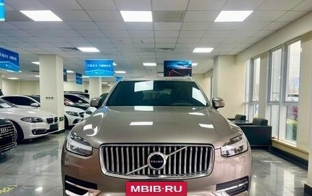 Volvo XC90 II рестайлинг, 2021 год, 4 200 000 рублей, 2 фотография