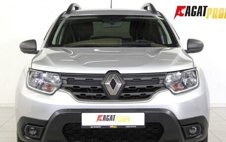 Renault Duster, 2022 год, 1 710 000 рублей, 2 фотография