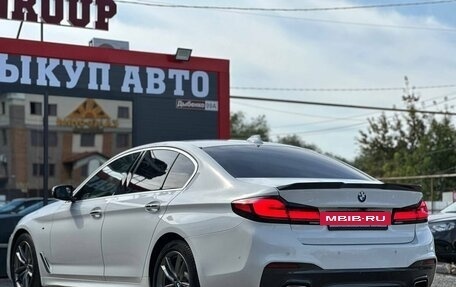 BMW 5 серия, 2018 год, 2 999 000 рублей, 14 фотография
