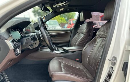 BMW 5 серия, 2018 год, 2 999 000 рублей, 26 фотография