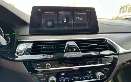 BMW 5 серия, 2018 год, 2 999 000 рублей, 30 фотография
