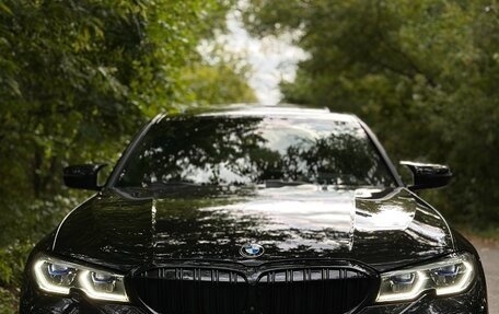 BMW 3 серия, 2019 год, 3 650 000 рублей, 2 фотография