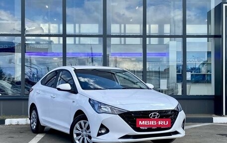 Hyundai Solaris II рестайлинг, 2022 год, 1 389 000 рублей, 3 фотография