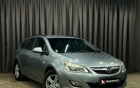 Opel Astra J, 2011 год, 669 888 рублей, 2 фотография