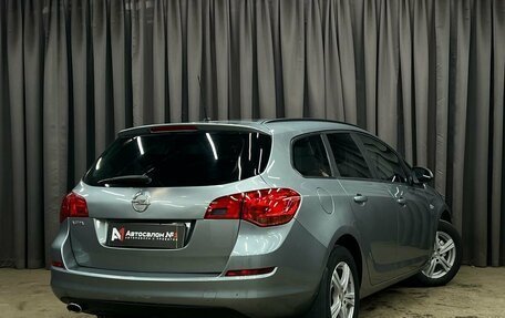 Opel Astra J, 2011 год, 669 888 рублей, 3 фотография