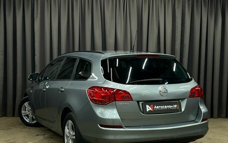 Opel Astra J, 2011 год, 669 888 рублей, 4 фотография