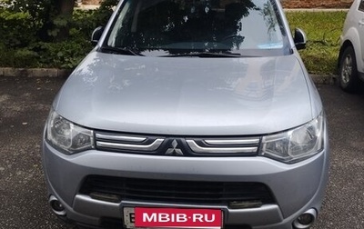 Mitsubishi Outlander III рестайлинг 3, 2012 год, 1 390 000 рублей, 1 фотография