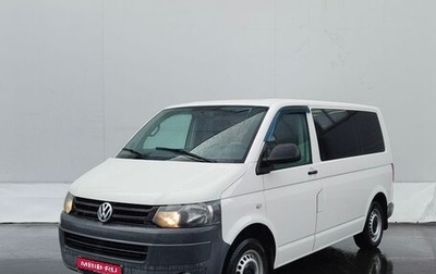 Volkswagen Caravelle T5, 2011 год, 1 620 000 рублей, 1 фотография