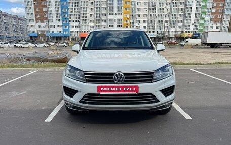Volkswagen Touareg III, 2014 год, 2 750 000 рублей, 3 фотография