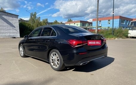 Mercedes-Benz A-Класс, 2018 год, 2 800 000 рублей, 9 фотография