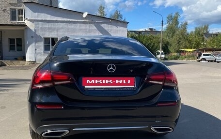 Mercedes-Benz A-Класс, 2018 год, 2 800 000 рублей, 4 фотография
