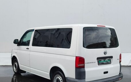 Volkswagen Caravelle T5, 2011 год, 1 620 000 рублей, 6 фотография