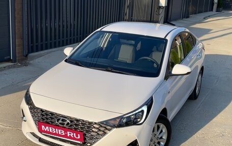 Hyundai Solaris II рестайлинг, 2021 год, 1 650 000 рублей, 5 фотография