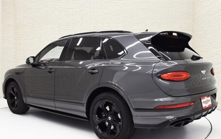 Bentley Bentayga I, 2023 год, 22 950 000 рублей, 5 фотография