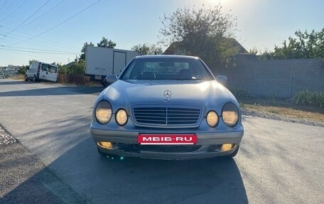 Mercedes-Benz CLK-Класс, 1999 год, 430 000 рублей, 3 фотография