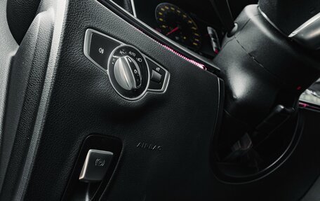 Mercedes-Benz E-Класс, 2018 год, 3 750 000 рублей, 21 фотография