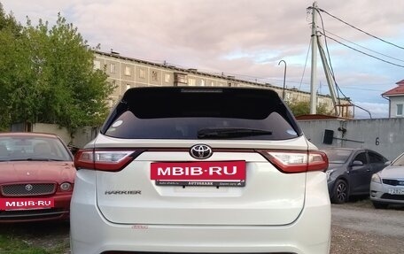 Toyota Harrier, 2019 год, 2 400 000 рублей, 16 фотография