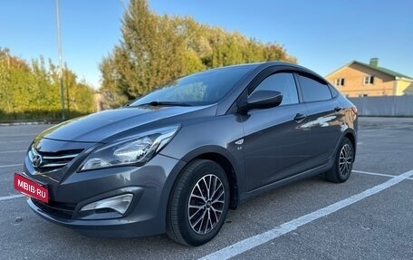 Hyundai Solaris II рестайлинг, 2015 год, 730 000 рублей, 5 фотография