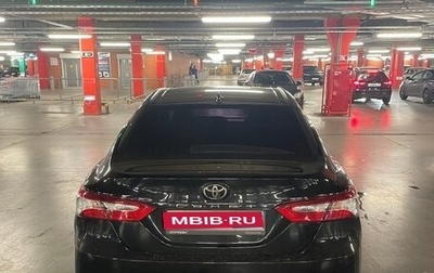 Toyota Camry, 2018 год, 2 800 000 рублей, 1 фотография