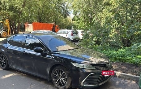 Toyota Camry, 2021 год, 3 350 000 рублей, 6 фотография
