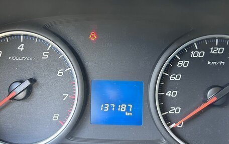 Mitsubishi Outlander III рестайлинг 3, 2021 год, 2 100 000 рублей, 9 фотография