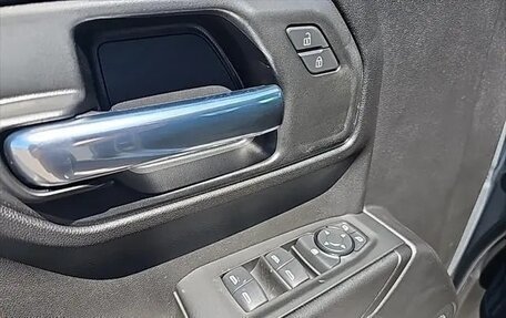 Chevrolet Silverado, 2025 год, 4 600 000 рублей, 12 фотография