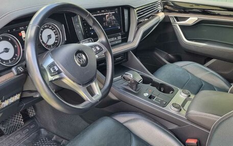 Volkswagen Touareg III, 2019 год, 4 950 000 рублей, 16 фотография