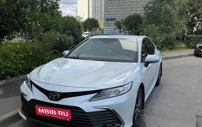 Toyota Camry, 2021 год, 3 390 000 рублей, 1 фотография