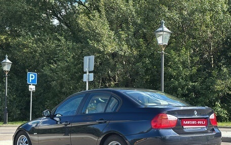 BMW 3 серия, 2005 год, 555 555 рублей, 9 фотография