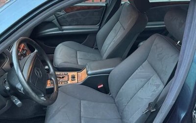 Mercedes-Benz E-Класс, 1998 год, 460 000 рублей, 1 фотография