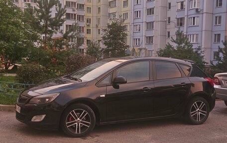 Opel Astra J, 2012 год, 675 000 рублей, 4 фотография