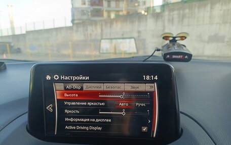 Mazda Axela, 2016 год, 1 550 000 рублей, 25 фотография