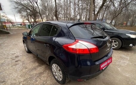 Renault Megane III, 2010 год, 800 000 рублей, 2 фотография
