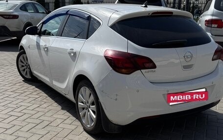 Opel Astra J, 2012 год, 710 000 рублей, 4 фотография