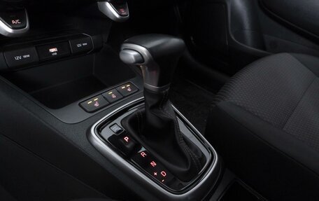 KIA Rio IV, 2021 год, 1 749 000 рублей, 12 фотография