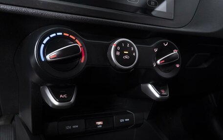 KIA Rio IV, 2021 год, 1 749 000 рублей, 22 фотография