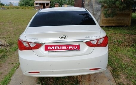 Hyundai Sonata VI, 2012 год, 1 499 000 рублей, 3 фотография