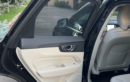 Volvo XC60 II, 2021 год, 3 800 000 рублей, 8 фотография