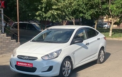 Hyundai Solaris II рестайлинг, 2013 год, 850 000 рублей, 1 фотография
