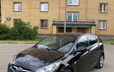 Hyundai Solaris II рестайлинг, 2014 год, 560 000 рублей, 1 фотография