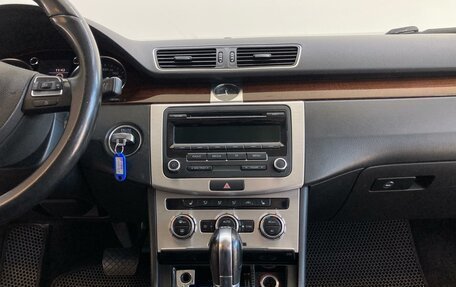 Volkswagen Passat B7, 2012 год, 1 050 000 рублей, 12 фотография