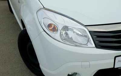 Renault Sandero II рестайлинг, 2014 год, 640 959 рублей, 1 фотография