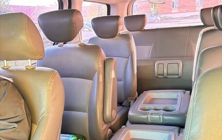 Hyundai Grand Starex Grand Starex I рестайлинг 2, 2012 год, 1 750 000 рублей, 3 фотография