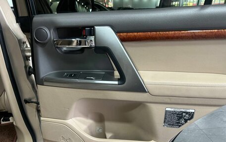 Toyota Land Cruiser 200, 2012 год, 3 327 000 рублей, 20 фотография