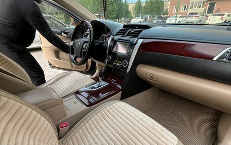 Toyota Camry, 2012 год, 1 800 000 рублей, 9 фотография