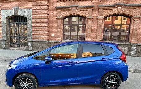 Honda Fit III, 2018 год, 1 350 000 рублей, 4 фотография