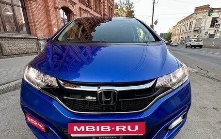 Honda Fit III, 2018 год, 1 350 000 рублей, 6 фотография