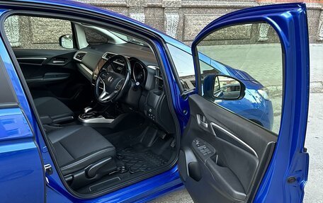 Honda Fit III, 2018 год, 1 350 000 рублей, 21 фотография