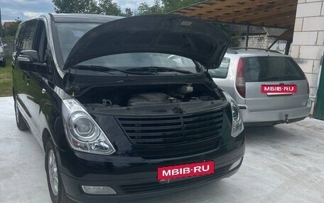 Hyundai Grand Starex Grand Starex I рестайлинг 2, 2013 год, 1 550 000 рублей, 7 фотография