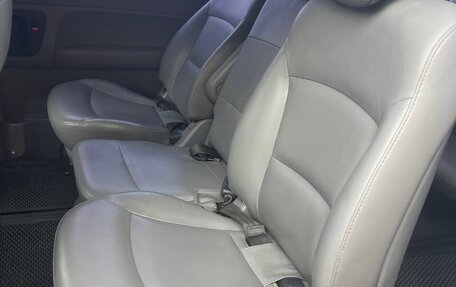 Hyundai Grand Starex Grand Starex I рестайлинг 2, 2013 год, 1 550 000 рублей, 21 фотография